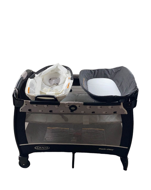 used Graco Pack 'n Play Close2Baby Bassinet Playard