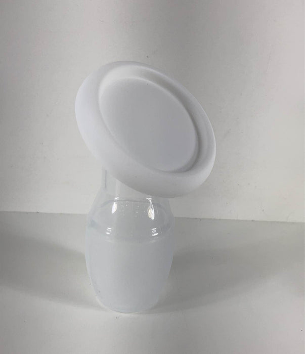 Shop LaVie Manual Breast Pump at GoodBuy Gear