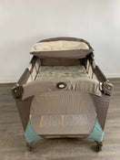 secondhand Graco Pack N Play Playard with Infant Bassinet & Changer