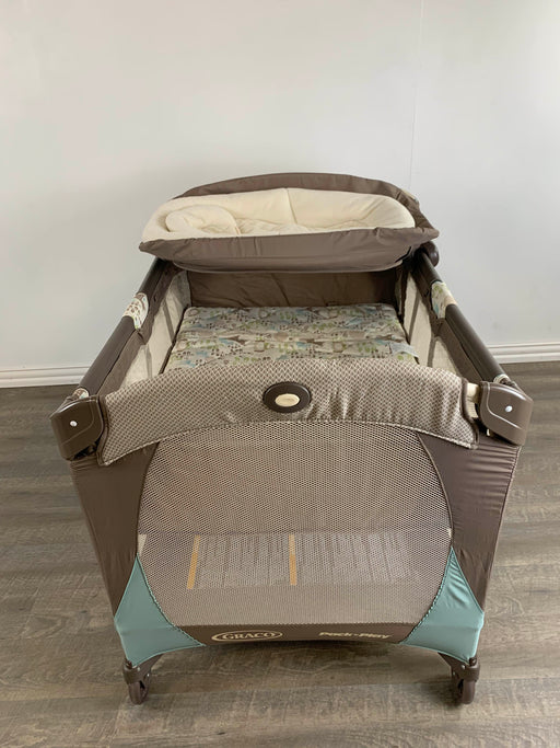 secondhand Graco Pack N Play Playard with Infant Bassinet & Changer