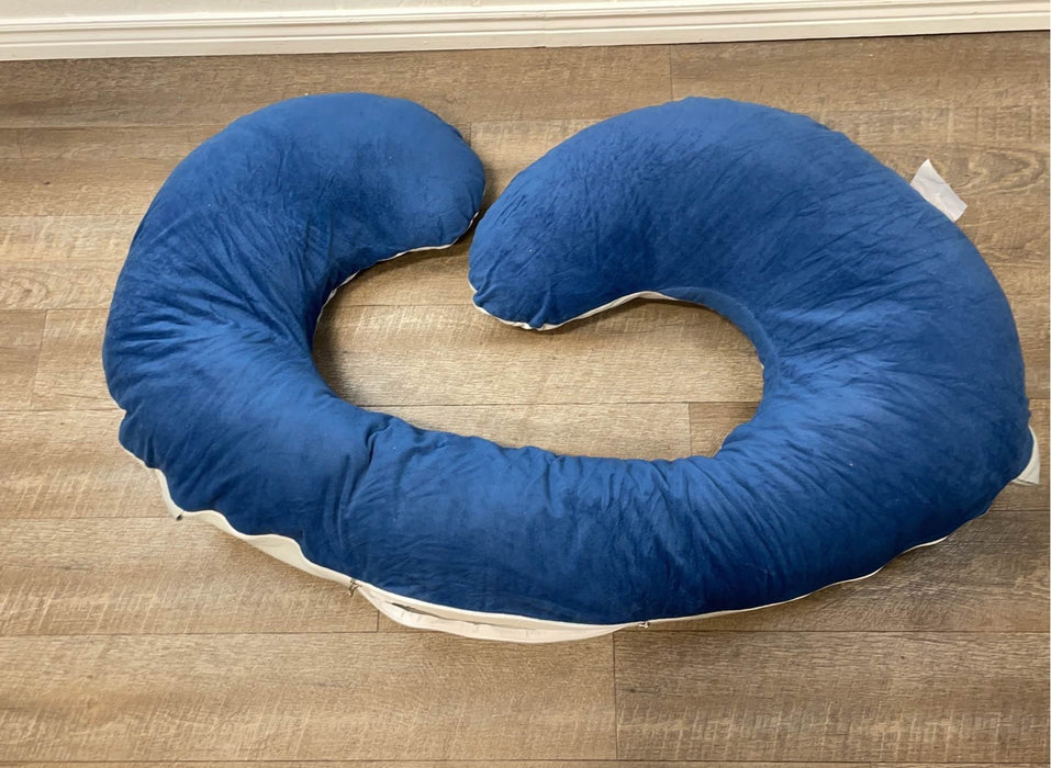 secondhand Chilling Home C-Shaped Pregnancy Pillow