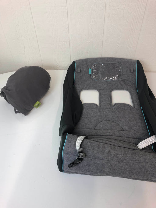 used BUNDLE Infant Travel Accessories