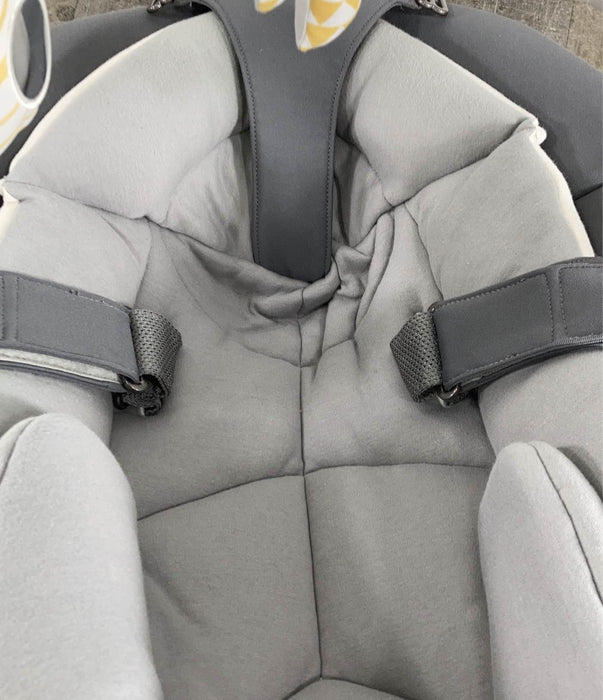 Shop Nuna LEAF Grow Seat with Toy Bar, Quartz at GoodBuy Gear