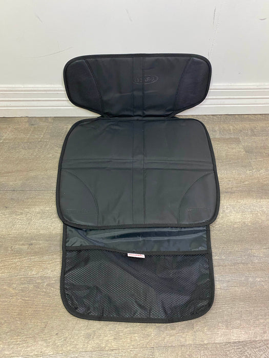 used Munchkin Car Seat Protector