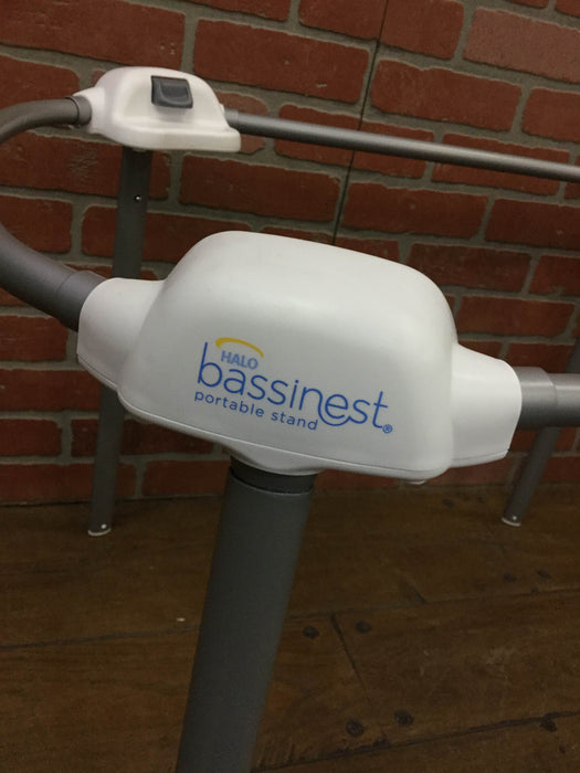 secondhand Halo Bassinest Portable Stand