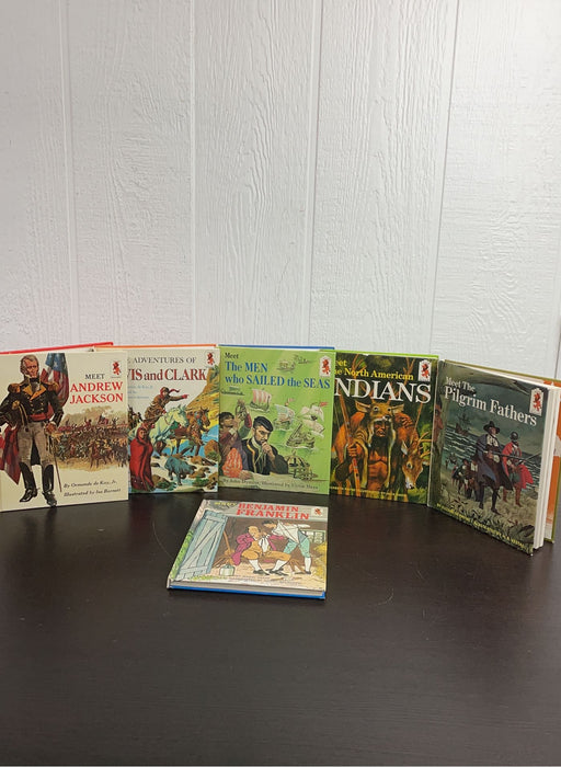 used BUNDLE Children’s Chapter Books