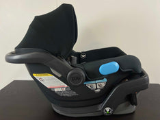 secondhand UPPAbaby MESA Car Seat Infant Insert