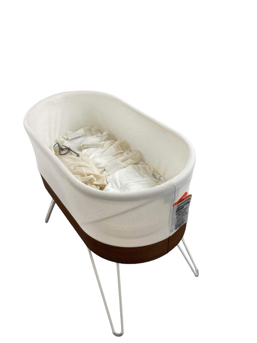 used Happiest Baby SNOO Smart Sleeper