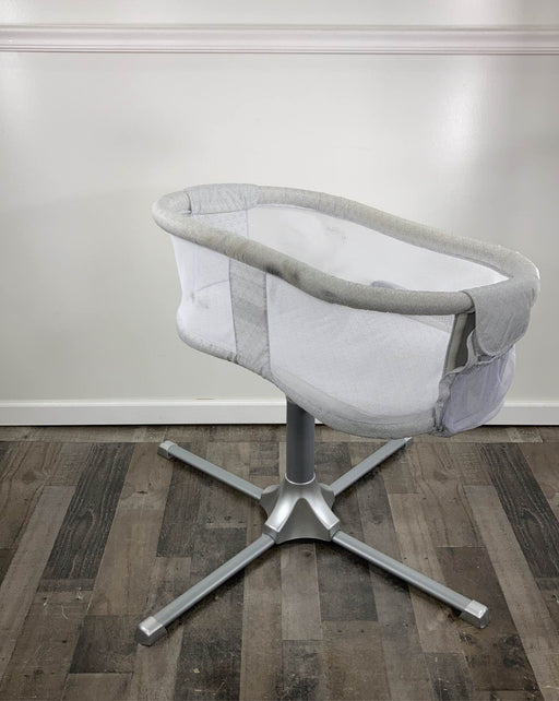 secondhand Halo BassiNest Swivel Sleeper, Premiere Series