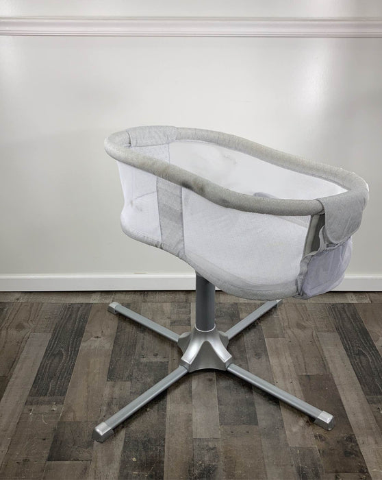 secondhand Halo BassiNest Swivel Sleeper, Premiere Series