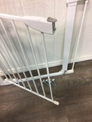 secondhand Munchkin Auto Close Metal Baby Gate