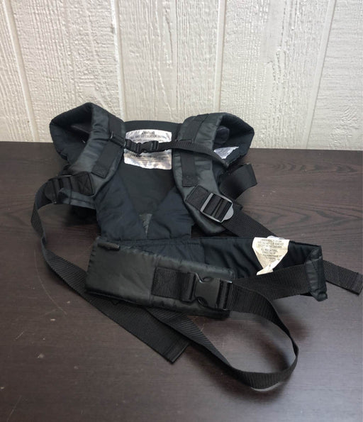 secondhand Infantino Flip 4-in-1 Convertible Carrier