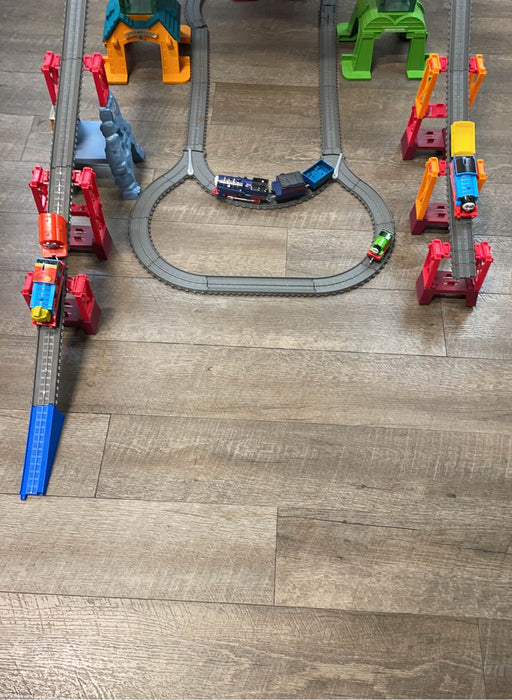 secondhand Thomas & Friends Super Station Trackset