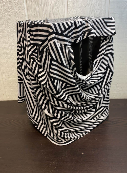 Shop Bebe Au Lait 2-in-1 Nursing Cover at GoodBuy Gear