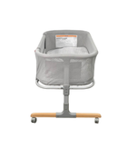secondhand Skip Hop Cozy-Up 2-in-1 Bedside Sleeper and Bassinet