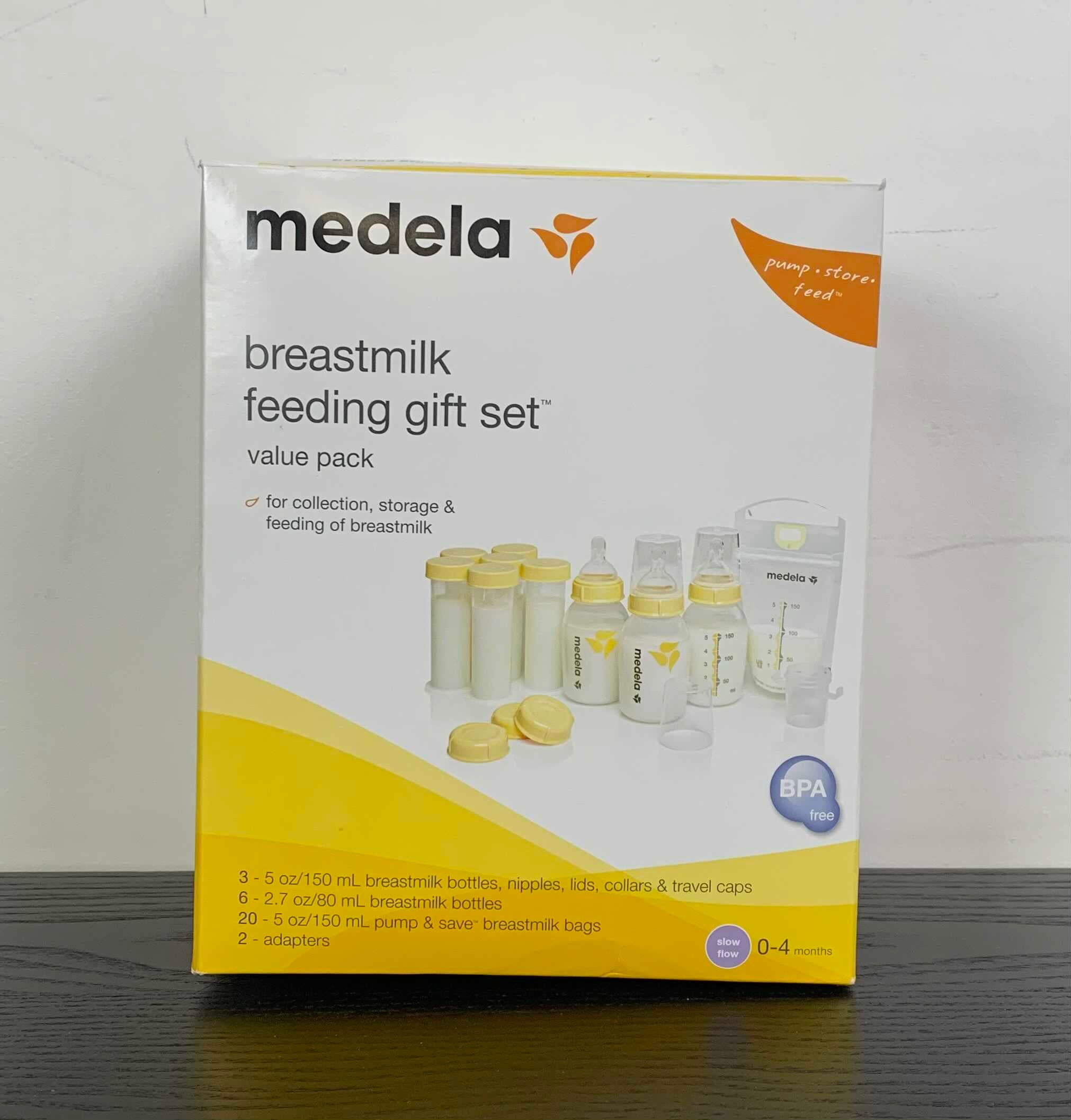 Medela Breast milk Bottle Set 0-4 Months Slow Flow Nipple 3 Bottles 5 oz NEW