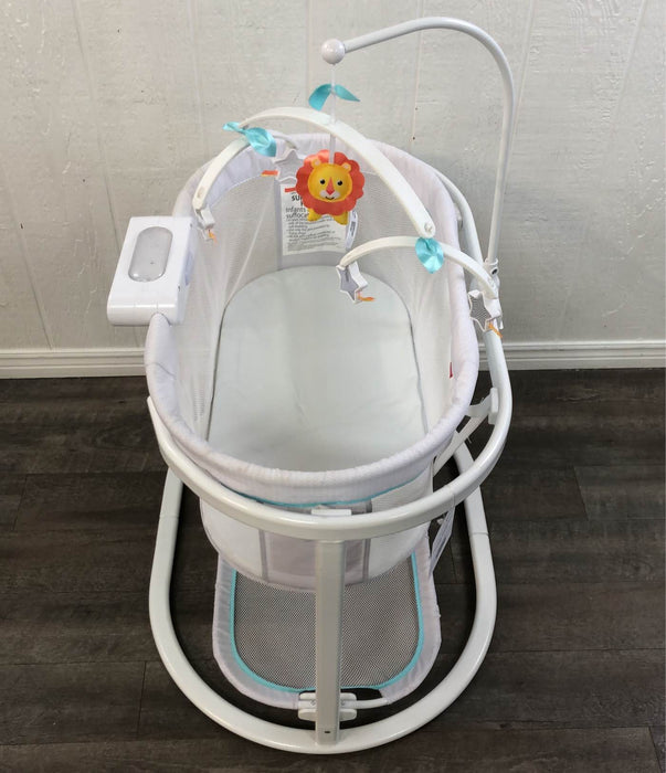 used Fisher Price Soothing Motions Bassinet