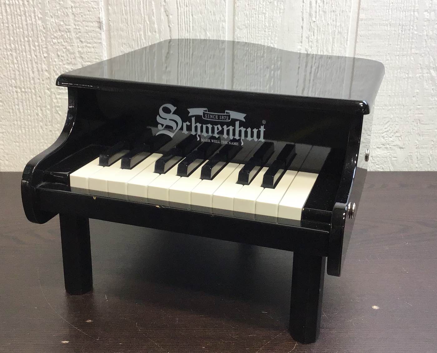 Schoenhut Mini Grand Piano - 18 Keys Mini Keyboard Piano - Toddler Musical  Instruments Promotes Hand-Eye Coordination - Kids Piano Keyboard with