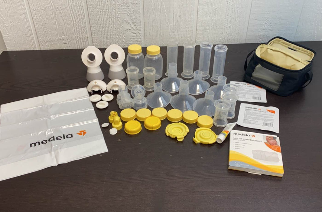 Shop BUNDLE Medela Accessories at GoodBuy Gear