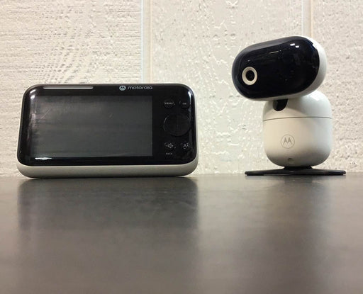 secondhand Motorola PIP 1510 Connect 5" 1080p Remote Pan/Tilt Video Baby Monitor