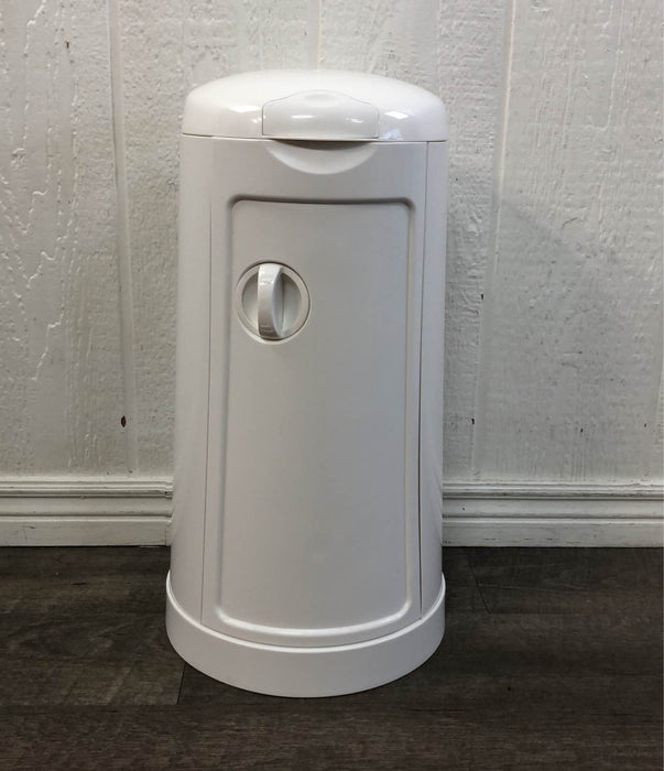 secondhand Munchkin Arm & Hammer Diaper Pail