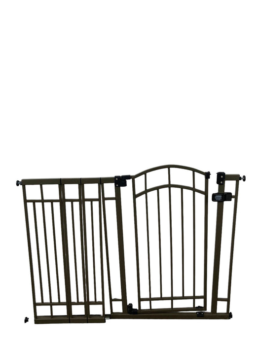 secondhand HomeSafe By Summer Infant Wood and Metal Pressure Mounted Gate