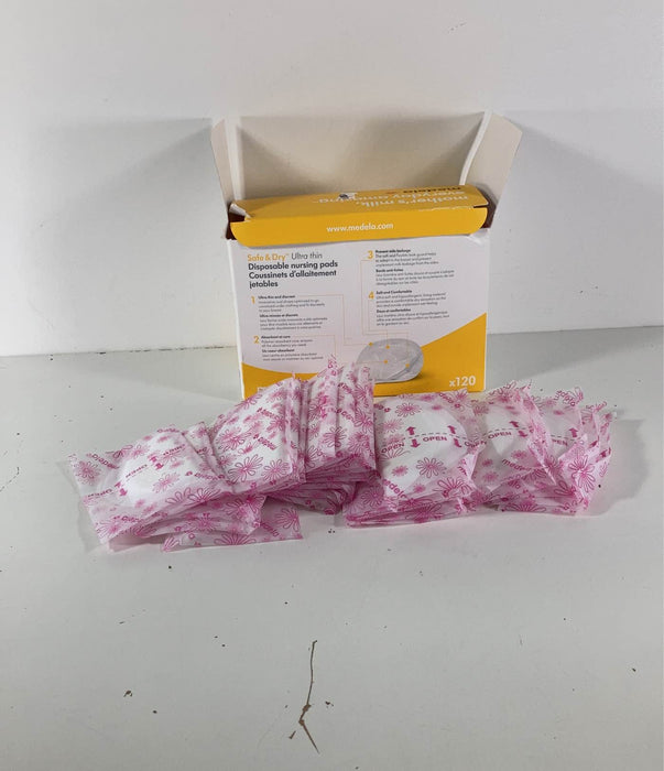 Shop Medela Disposable Nursing Pads, Safe and Dry Ultra Thin at GoodBuy Gear