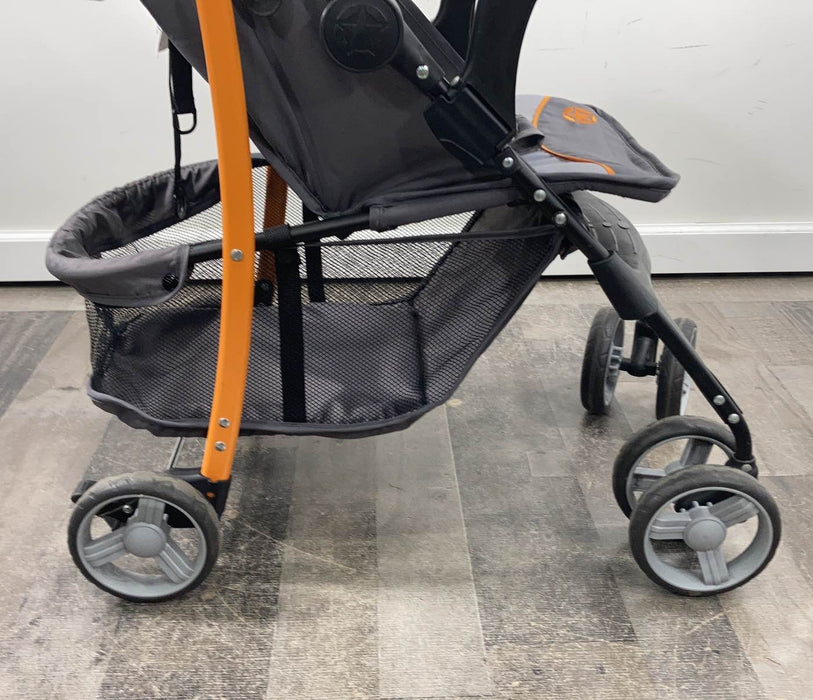 J is for Jeep Metro Stroller, 2017 Lunar