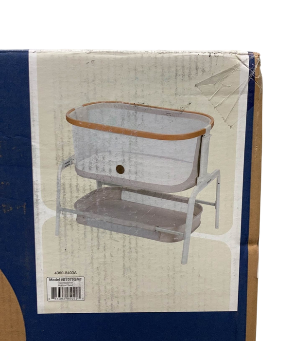 Shop Maxi-Cosi Iora Bedside Bassinet, Horizon Sand at GoodBuy Gear