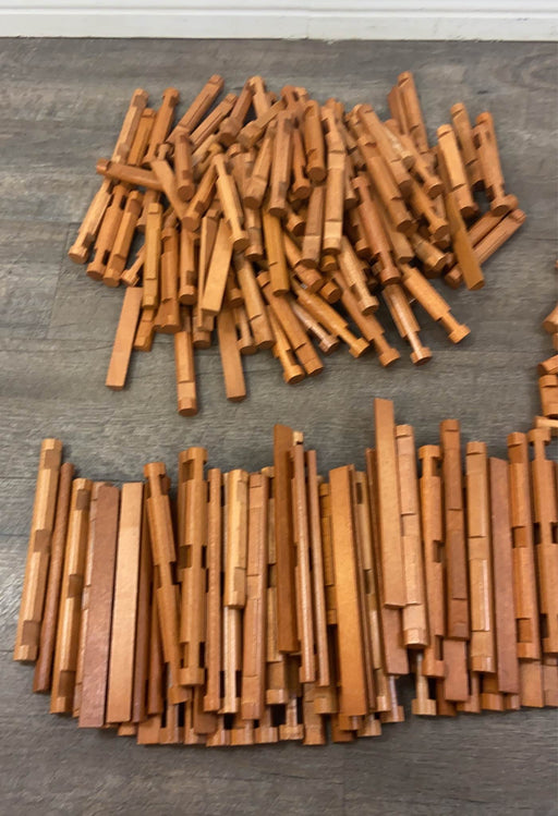 secondhand BUNDLE Lincoln Logs