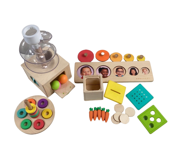 Lovevery The Babbler Play Kit