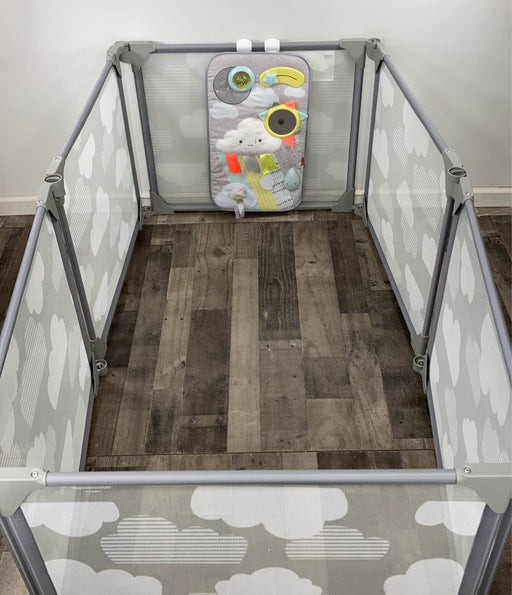 secondhand Skip Hop Playview Expandable Enclosure