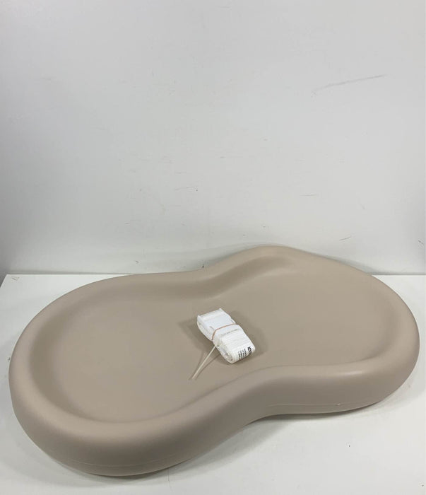 used Keekaroo Peanut Changing Pad, Vanilla