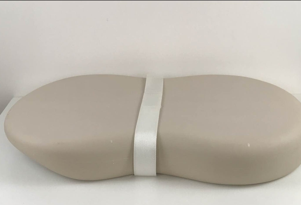 Shop Keekaroo Peanut Changing Pad, Vanilla at GoodBuy Gear