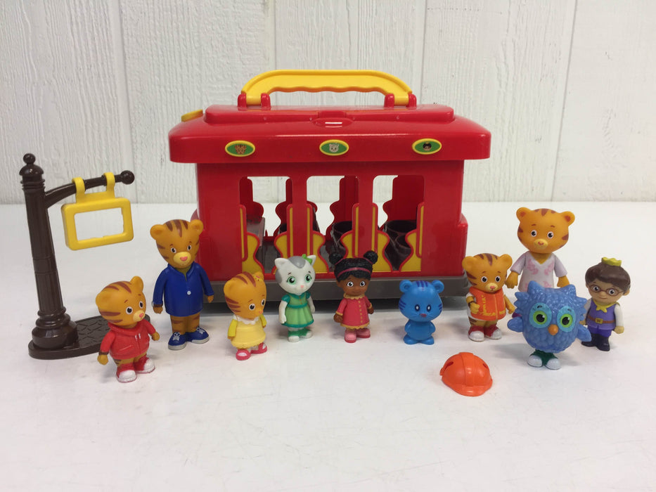 used Daniel Tiger Deluxe Electronic Trolley, And Neighborhood Friends Figures