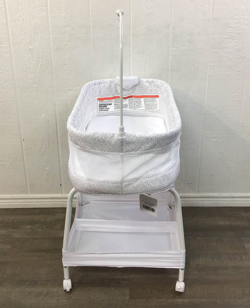 secondhand Delta Children SmartSleep Auto-Glide Bassinet