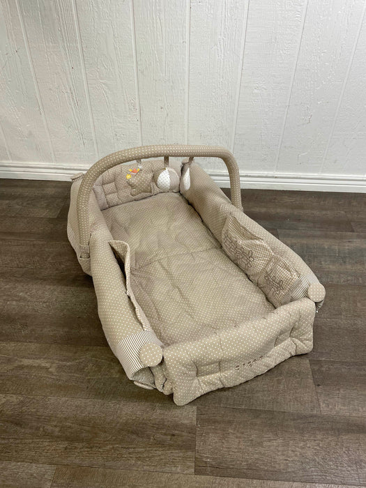 secondhand Angelet Travel Baby Napper