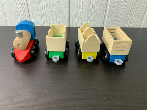 used Melissa & Doug Wooden Farm Train Set