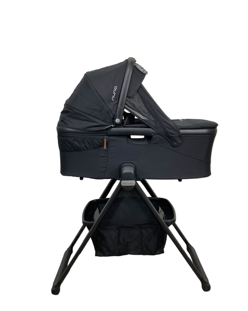 used Nuna Demi Grow Bassinet + Stand, 2023, Caviar