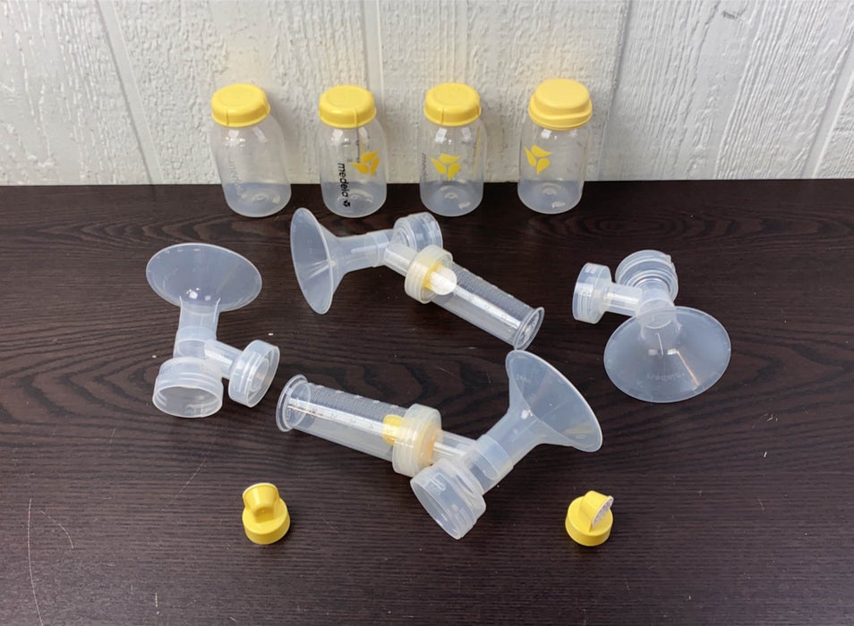 Shop BUNDLE Medela Accessories at GoodBuy Gear