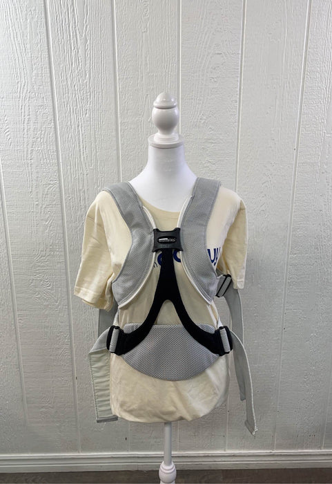 secondhand BabyBjorn Baby Carrier Active