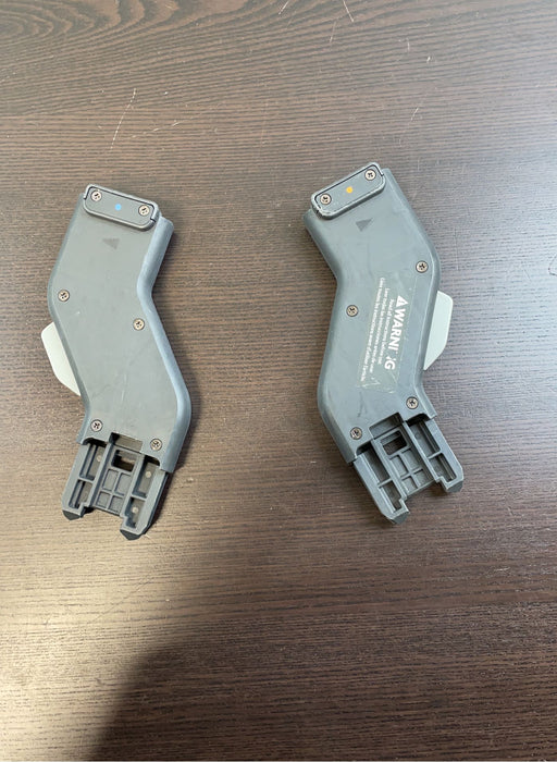 secondhand UPPAbaby VISTA Upper Adapters