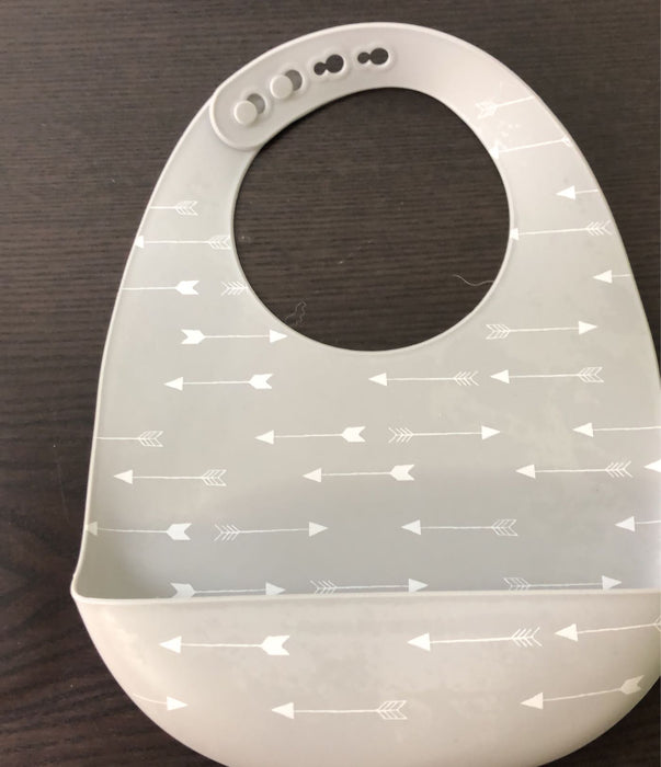 Shop BUNDLE Silicone Bibs at GoodBuy Gear