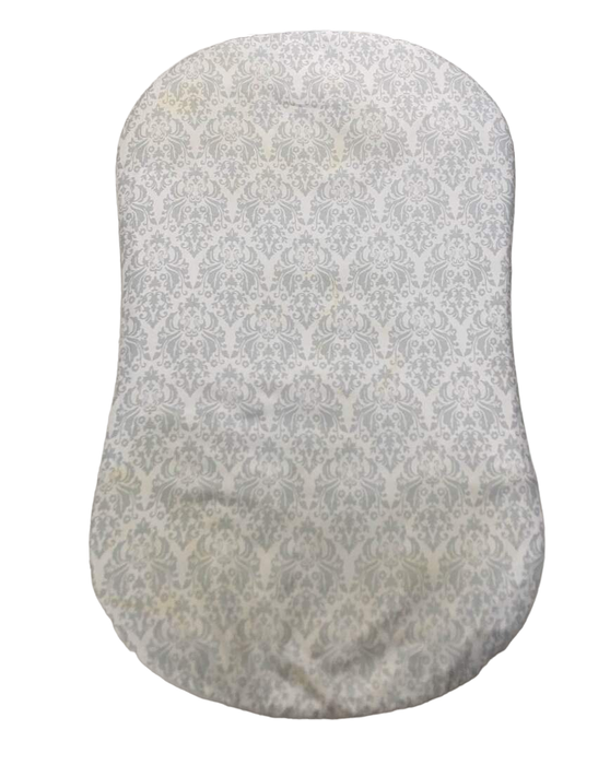 used Halo BassiNest Swivel Sleeper Premiere Series