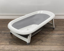 used OXO Tot Splash & Store Baby Bathtub