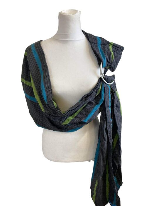 Shop Vlokup Baby Sling at GoodBuy Gear