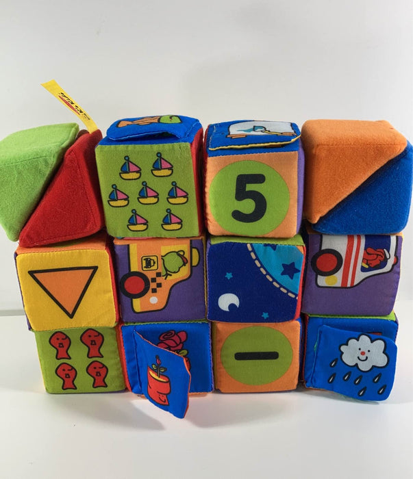 secondhand Melissa & Doug K’s Kids Match & Build Soft Blocks