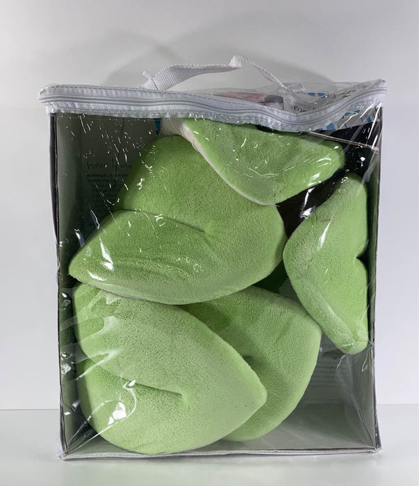Shop Blooming Bath Baby Bath, Green at GoodBuy Gear
