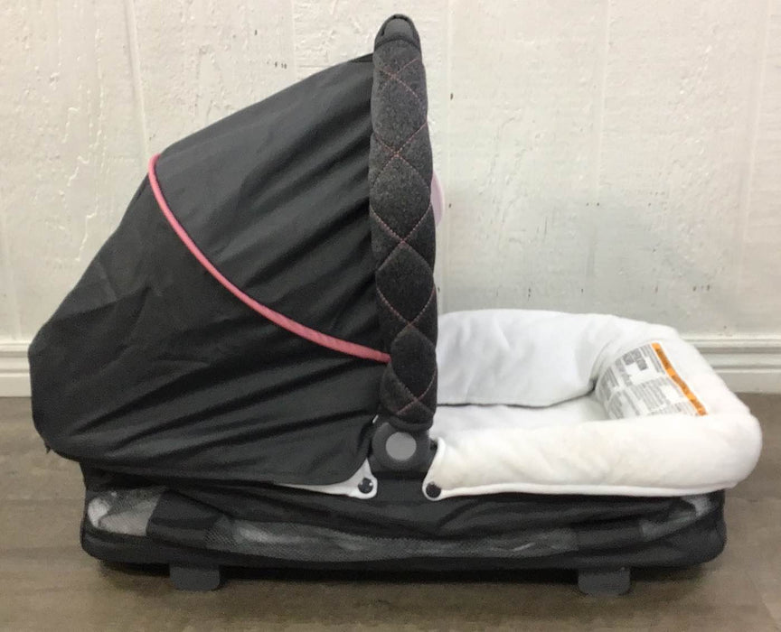 used Baby Trend MUV Nursery Center Playard