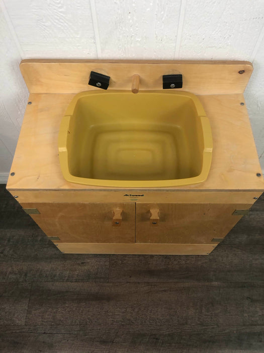 secondhand Artwood Vintage Child’s Play Sink